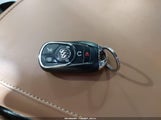 Buick Enclave Awd Premium 5GAEVBKWXKJ110573 снимка