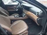 Mercedes-Benz E 300 4Matic WDDZF4KB6JA370575 снимка