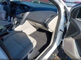 Ford Focus Se 1FADP3K2XHL244350 снимка
