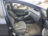 Toyota Prius Two JTDKN3DU3E1765911 снимка