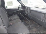 Chevrolet Silverado 1GCEC14W4YZ351602 photo