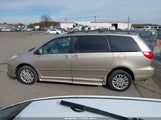 Toyota Sienna Limited 5TDYK4CC3AS332779 снимка