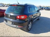 Volkswagen Tiguan Wolfsburg Edition WVGBV7AX1AW523200 снимка