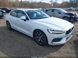 Volvo S60 T5 Momentum 7JR102FK3KG014298 снимка