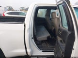 Toyota Tundra Sr 4.6L V8 5TFUM5F10HX073925 снимка