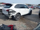 Porsche Cayenne Platinum Edition WP1AA2A22JKA03807 снимка