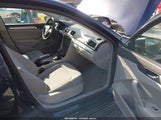 Volkswagen Passat 2.5L S 1VWAH7A39CC037577 снимка