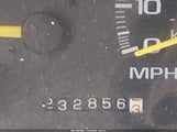 Chevrolet Suburban 1GNFK16R3WJ302005 снимка
