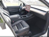 Tesla Model Y Long Range Dual Motor All-Wheel Drive 5YJYGDEE8MF264472 снимка