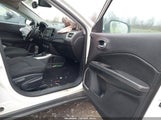 Jeep Compass Sport 4X4 3C4NJDAB8JT150940 снимка