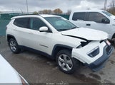Jeep Compass Latitude 4X4 3C4NJDBB5JT422875 снимка