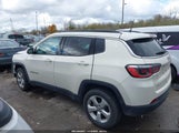 Jeep Compass Latitude 4X4 3C4NJDBB5JT422875 снимка
