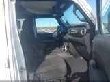 Jeep Wrangler Unlimited Sahara 4X4 1C4HJXEN5LW136848 снимка