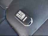 Honda Clarity Plug-In Hybrid Touring JHMZC5F39MC002149 photo