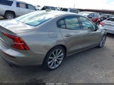Volvo S60 T5 Momentum 7JR102FK3KG009120 photo
