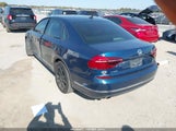 Volkswagen Passat 2.0T Wolfsburg Edition 1VWLA7A30KC014023 fotografie