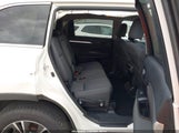 Toyota Highlander Le 5TDZARFH5JS038876 снимка