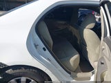 Toyota Corolla Le 1NXBU4EE3AZ311677 снимка