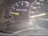 GMC Suburban C2500 1GKGC26K3SJ728083 снимка