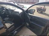 Nissan Rogue Sport S JN1BJ1CP2JW183097 photo