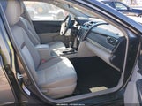 Toyota Camry Le 4T4BF1FKXDR302224 снимка