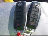 Nissan Pathfinder Sv Fwd 5N1DR3BB1RC308356 fotografie