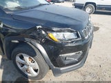 Jeep Compass Latitude 4X4 3C4NJDBB6KT840377 снимка