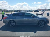Nissan Altima 2.5/2.5 S/2.5 Sl/2.5 Sr/2.5 Sv 1N4AL3AP9GN305394 fotografie