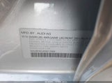 Audi A4 2.0T Premium WAUBFAFL6FN017666 снимка