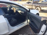 Tesla Model 3 Standard Range Plus Rear-Wheel Drive/Standard Range Rear-Wheel Drive 5YJ3E1EA8LF504730 fotografie