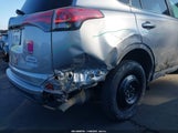 Toyota Rav4 Le JTMZFREV3JJ193965 снимка