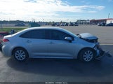 Toyota Corolla Le 5YFB4MDE9RP134227 снимка