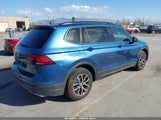 Volkswagen Tiguan 2.0T Se/2.0T Sel/2.0T Sel R-Line/2.0T Sel R-Line Black 3VV2B7AX2KM025507 fotografie