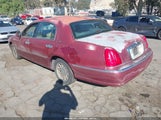Lincoln Town Car Signature 1LNHM82W7XY654671 fotografie