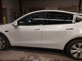 Tesla Model Y Awd/Long Range Dual Motor All-Wheel Drive 7SAYGDEE8PA173495 fotografie