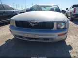 Ford Mustang V6 Deluxe/V6 Premium 1ZVFT80NX75277292 fotografie