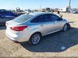 Ford Focus Se 1FADP3F27JL210740 снимка