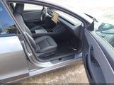 Tesla Model 3 Long Range Rear-Wheel Drive/Standard 5YJ3E1EA5SF942958 снимка