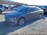 Volkswagen Passat 2.0L Tdi Se 1VWBN7A35EC116681 photo