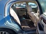 Lincoln Town Car Signature 1LNHM81W34Y635306 photo