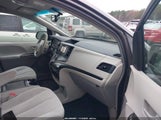 Toyota Sienna Le 7 Passenger 5TDJK3DC1ES077081 photo