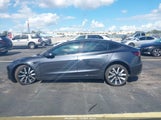 Tesla Model 3 Long Range Dual Motor All-Wheel Drive/Rear-Wheel Drive 5YJ3E1EA2RF751525 fotografie