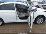 Nissan Sentra Sv 3N1AB7AP2GY233836 снимка