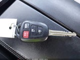 Toyota Corolla Le 5YFBURHE9HP687823 снимка
