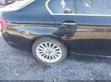 BMW 535I xDrive WBAFU7C53BC778998 fotografie