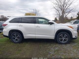 Toyota Highlander Xle V6 5TDJKRFH2GS335381 photo