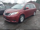 Toyota Sienna Le V6 5TDKK3DC6BS105019 снимка
