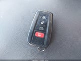 Toyota Rav4 Hybrid Xle JTMRWRFV1KD013879 fotografie