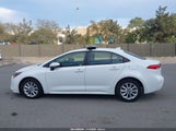 Toyota Corolla Le JTDVPMAE9N3007411 снимка