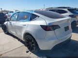 Tesla Model Y Awd/Long Range Dual Motor All-Wheel Drive 7SAYGDEEXPA044500 photo